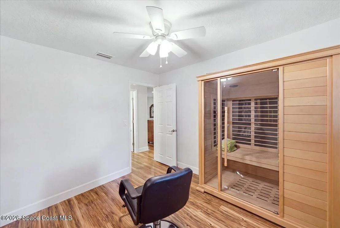 Photo of 2511 Stanford Drive N