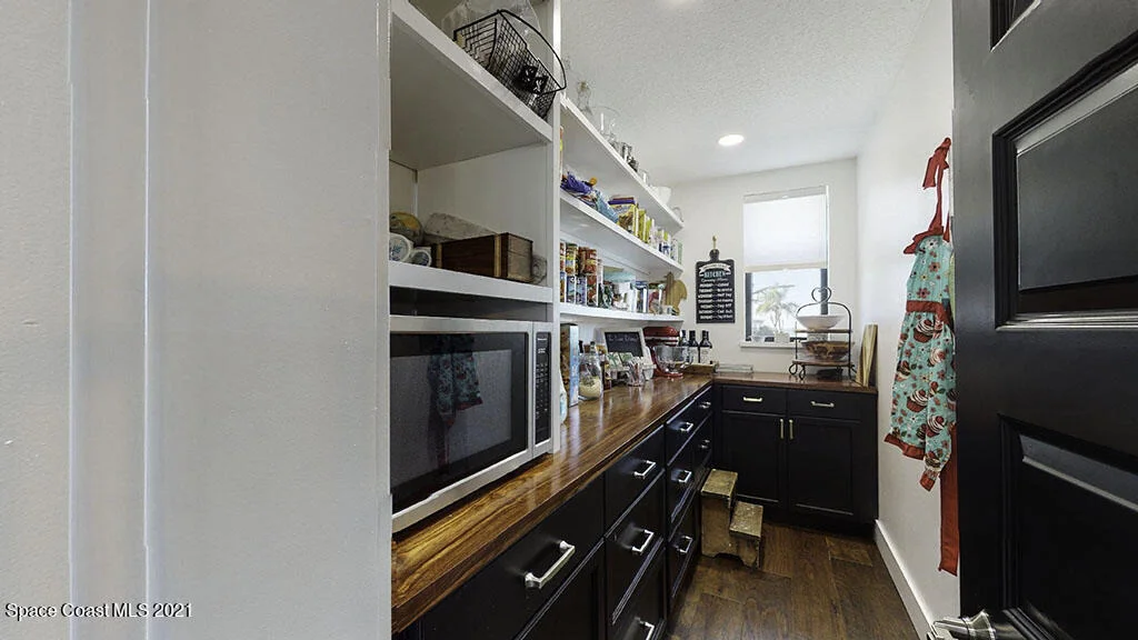 Photo of 424 Dorset Drive