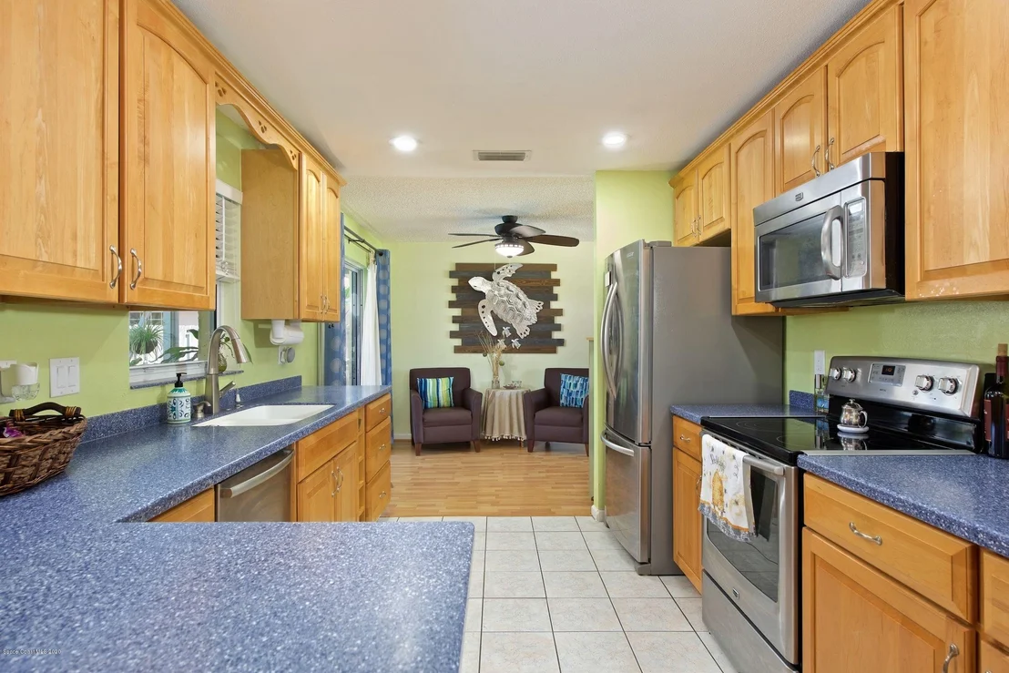 Photo of 770 Hibiscus Drive