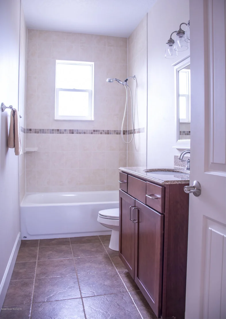 Photo of 145 14th Street S