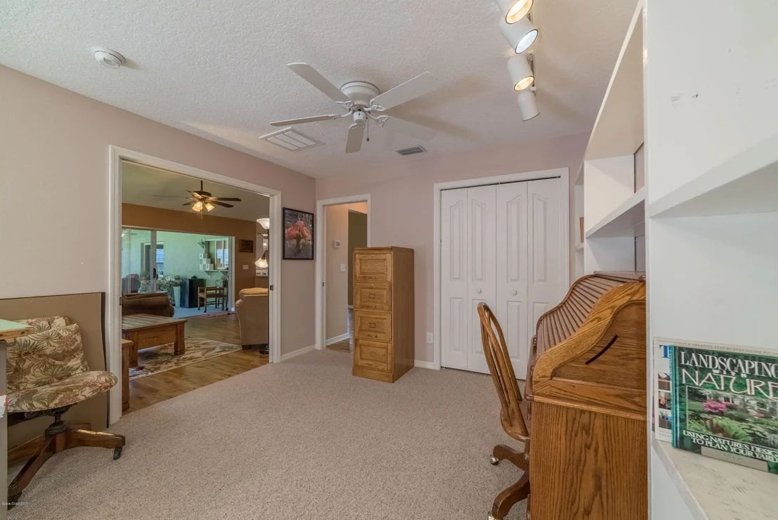 Photo of 1507 Meadowbrook Road NE
