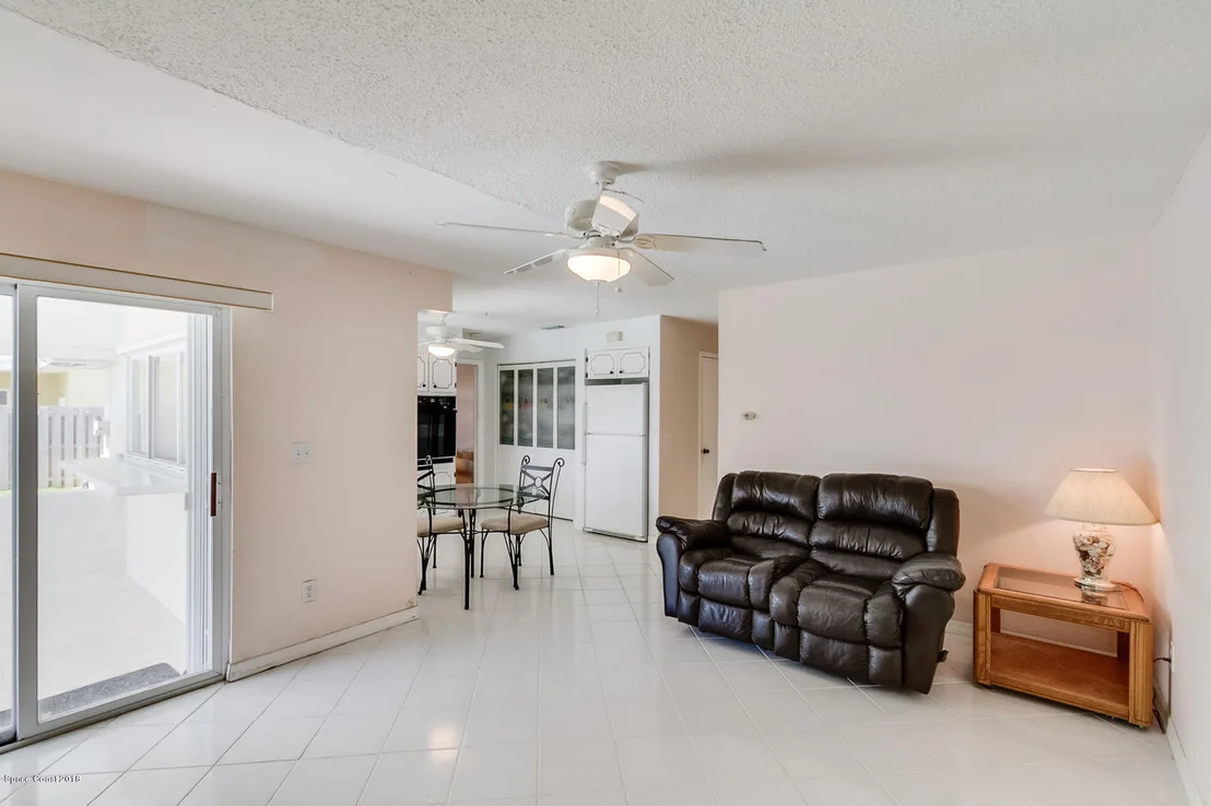 Photo of 4844 Fairview Drive