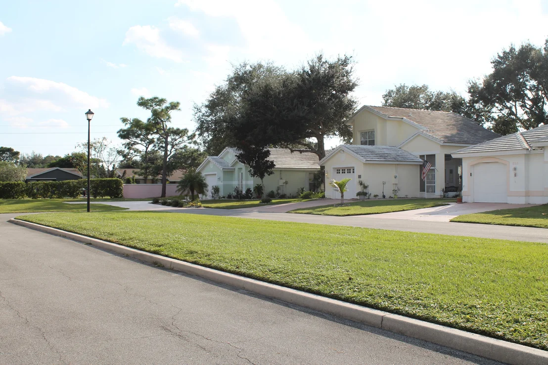 Photo of 836 NE Bracken Terrace