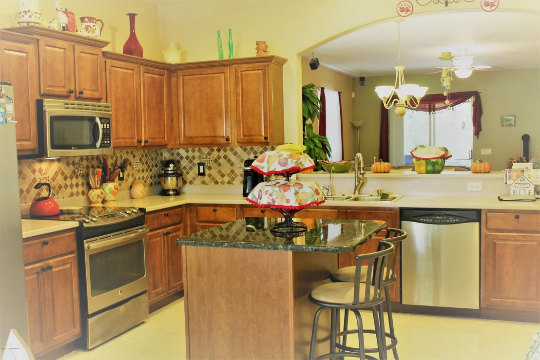 Photo of 322 Waterside Circle