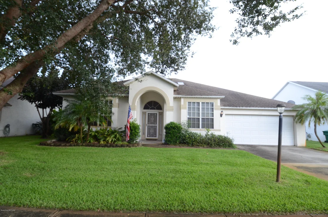 Photo of 2667 Lowell Circle
