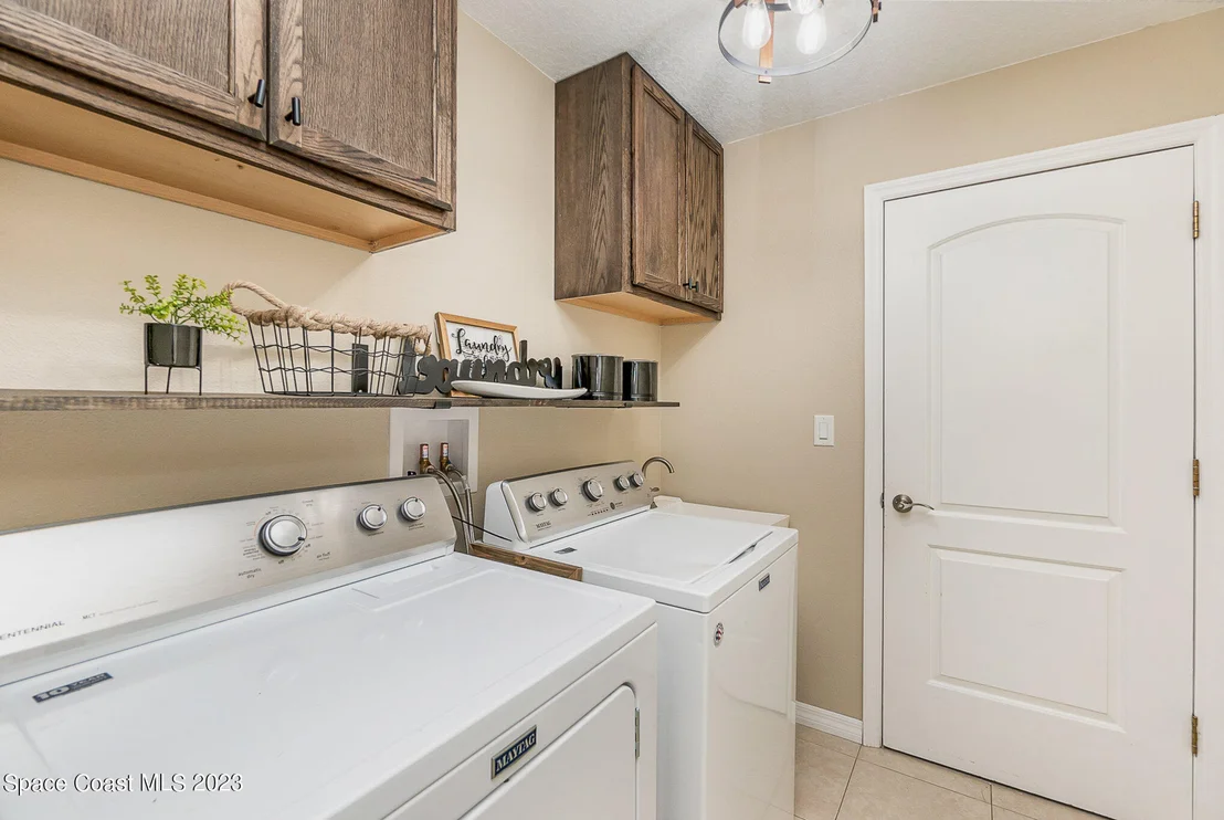 Photo of 11047 Oakshore Lane