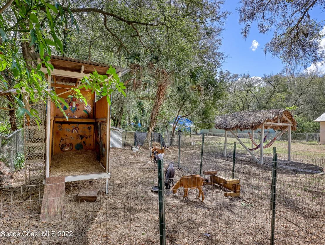 Photo of 2495 Mitchell Avenue