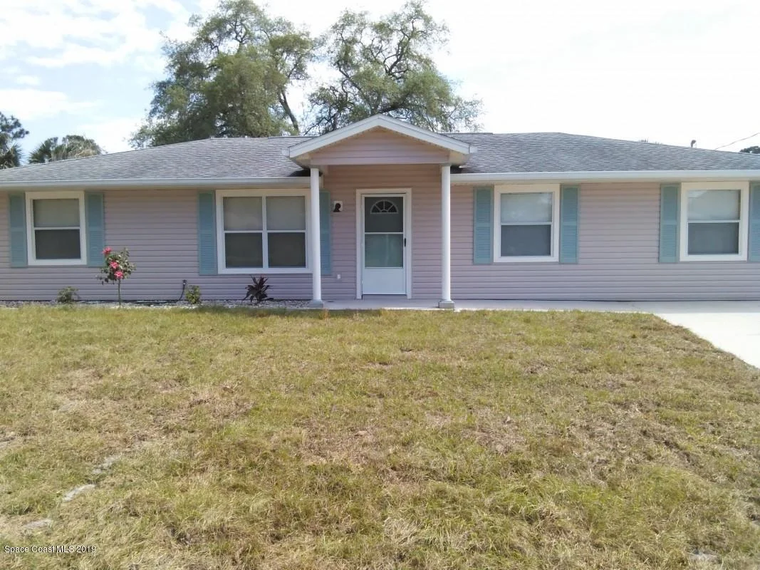 Photo of 4905 Bridge Road