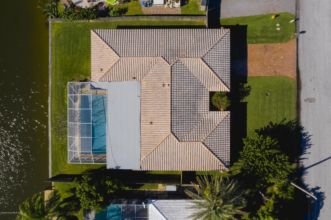 Photo of 343 Dorset Drive