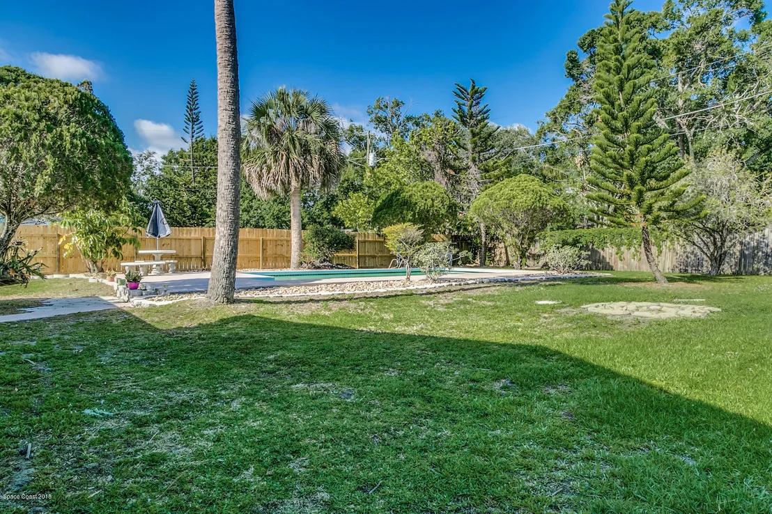 Photo of 171 E Haven Drive