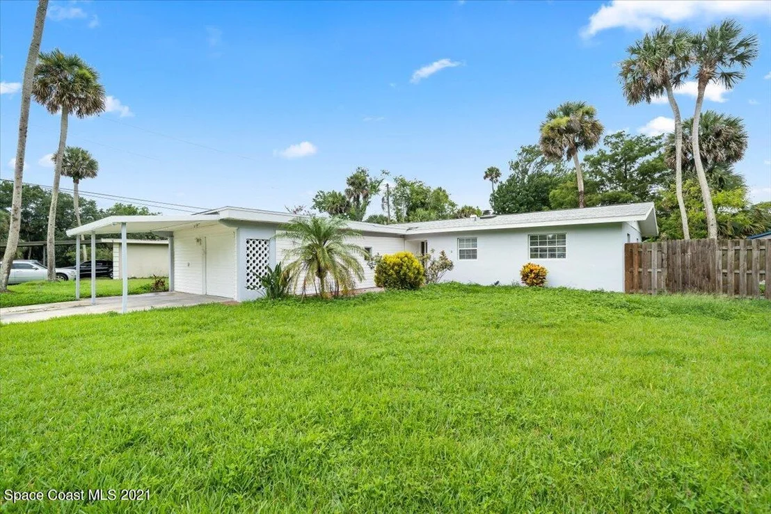 Photo of 900 Temple Drive