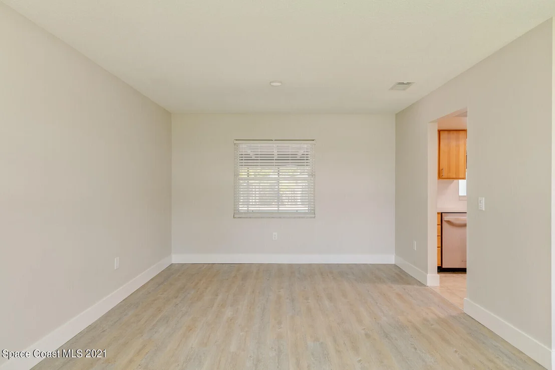 Photo of 424 1st Avenue