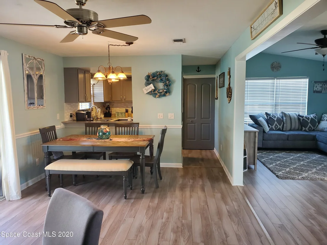 Photo of 819 Kara Circle