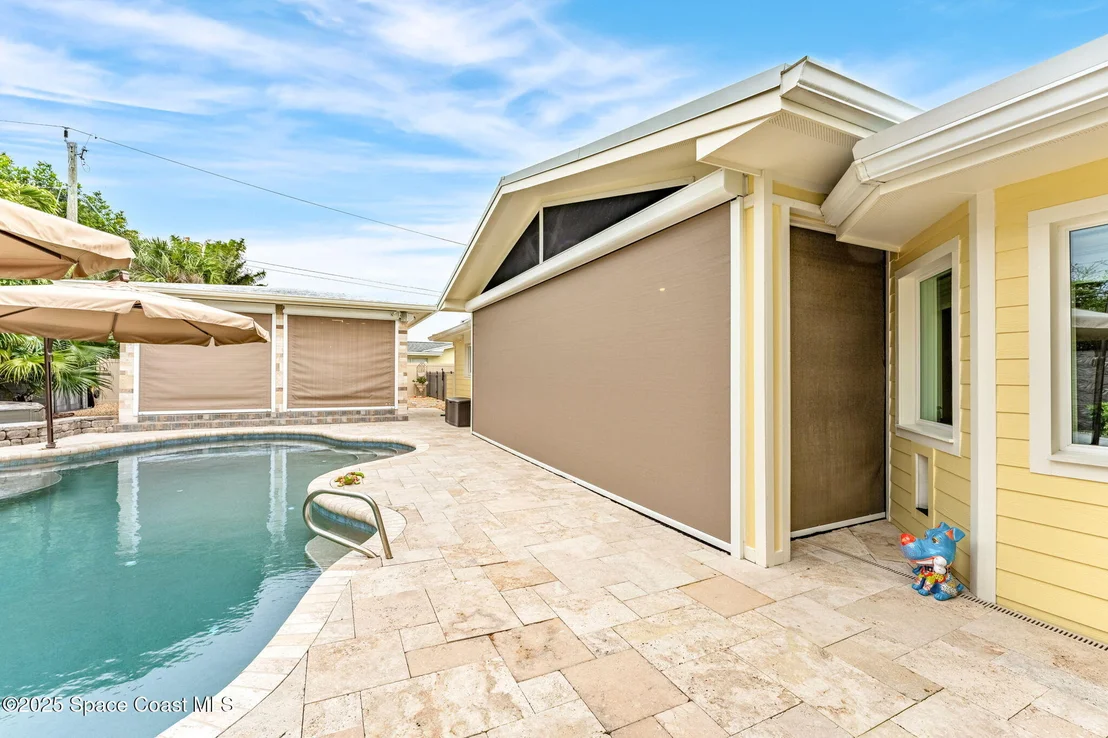 Photo of 610 Mango Drive