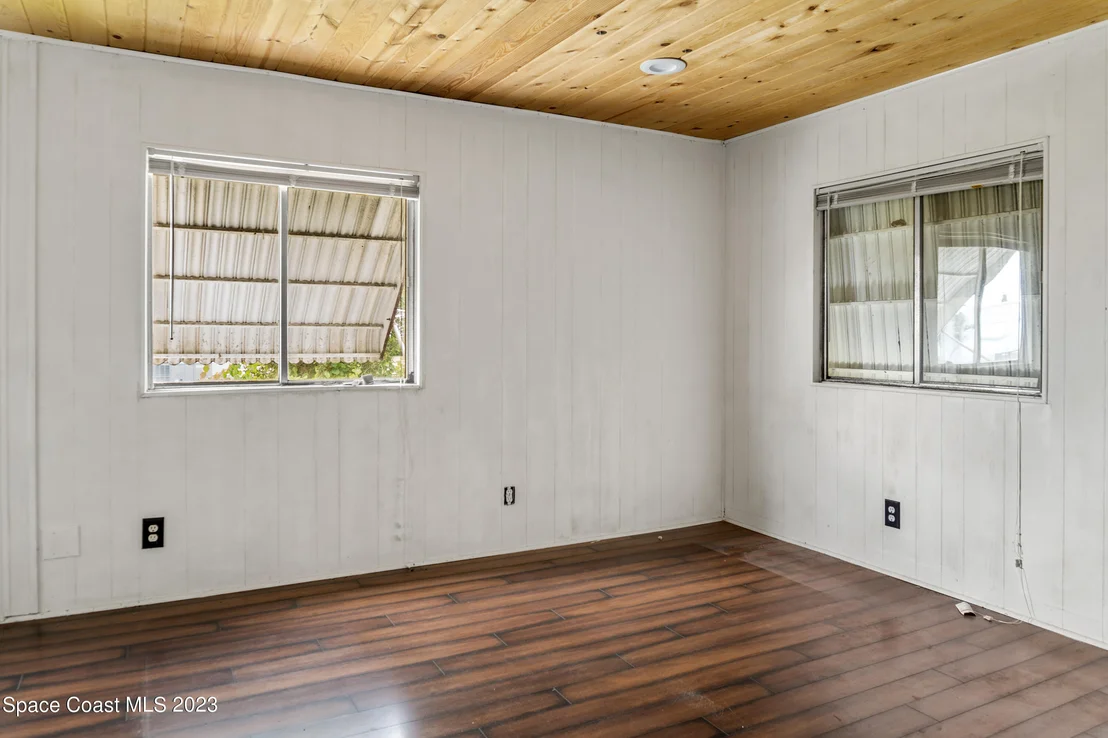 Photo of 549 Marnie Circle