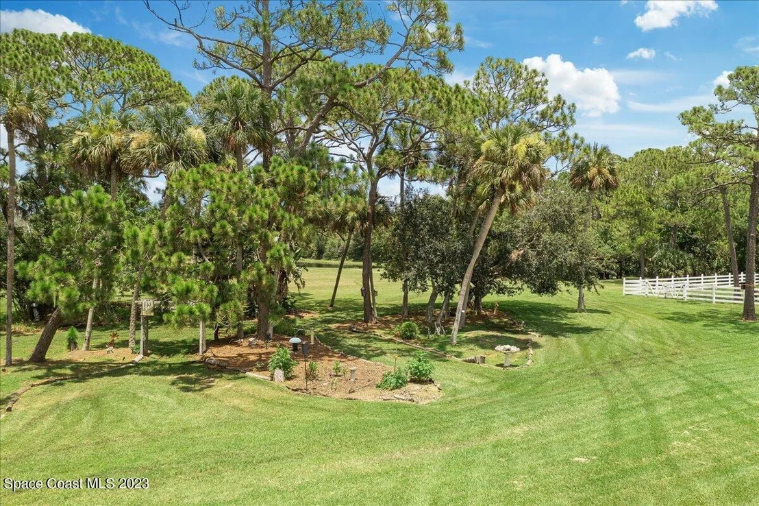 Photo of 4650 Rayburn Road