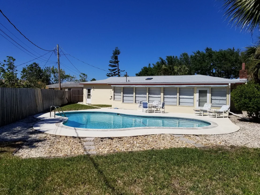 Photo of 945 Bluewater Drive