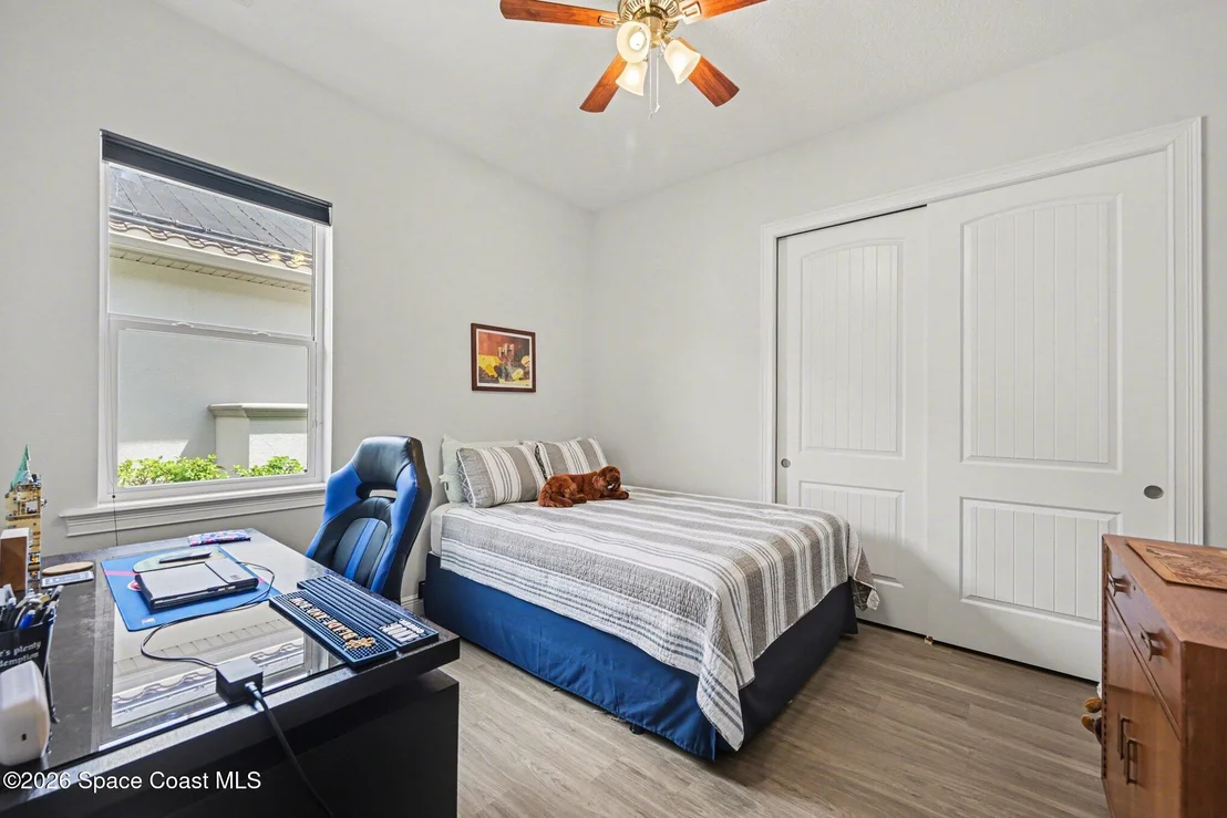 Photo of 1360 Mahaney Place