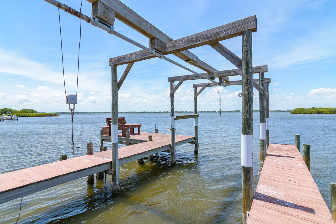 Photo of 454 Lanternback Island Drive