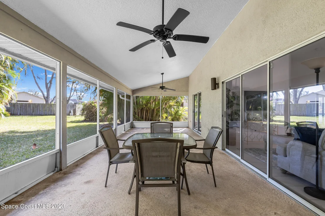 Photo of 580 Deerfield Drive