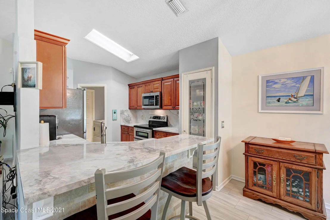Photo of 2589 Addington Circle