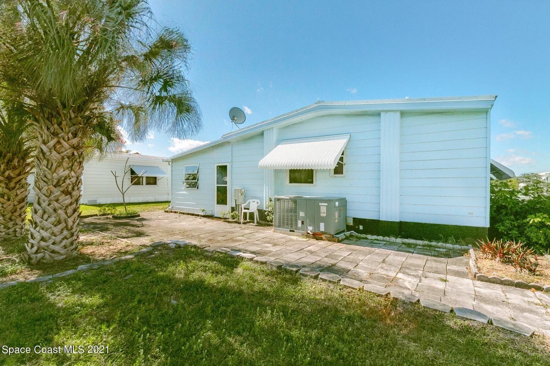 Photo of 566 Jennifer Circle