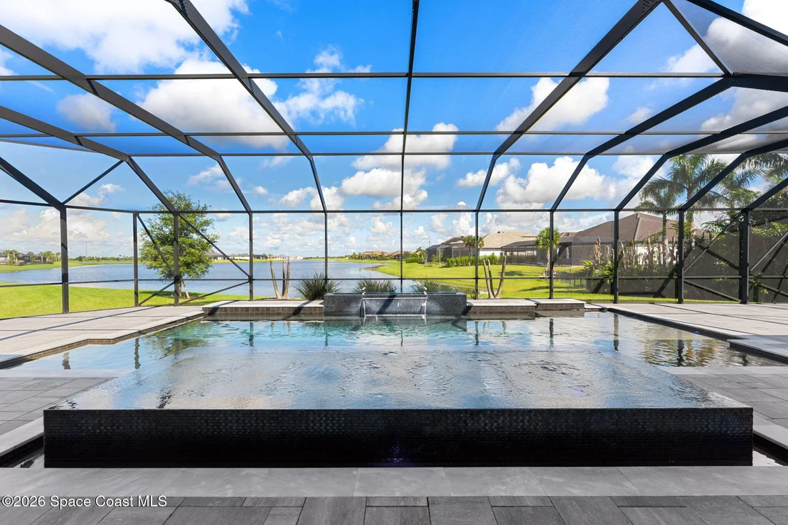 Photo of 3618 Lake Adelaide Place