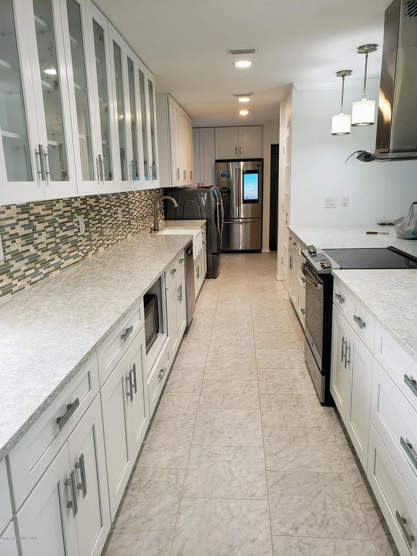Photo of 720 Bianca Drive NE
