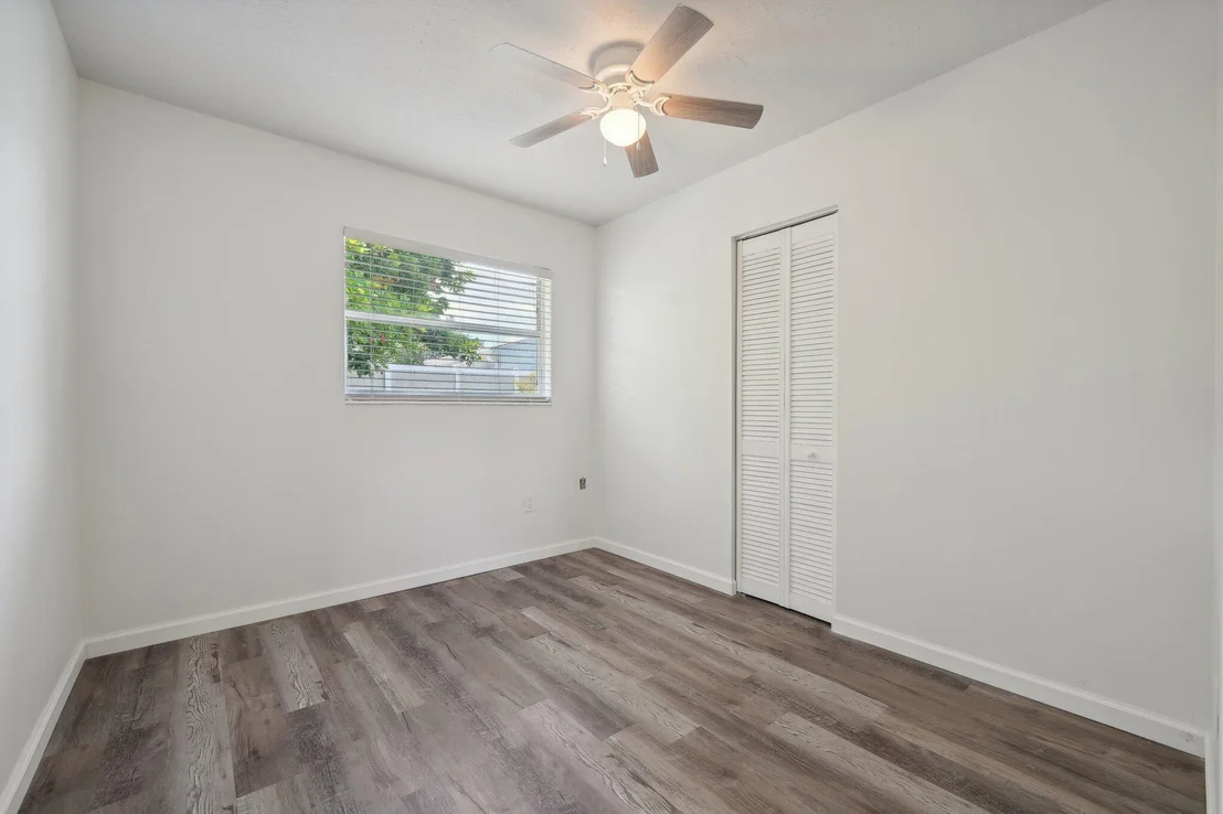 Photo of 3282 Abbott Avenue NE
