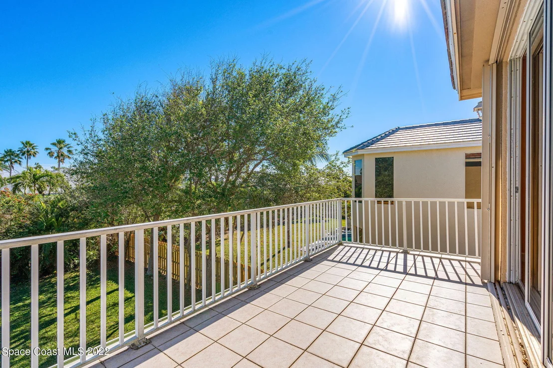 Photo of 233 Flanders Drive
