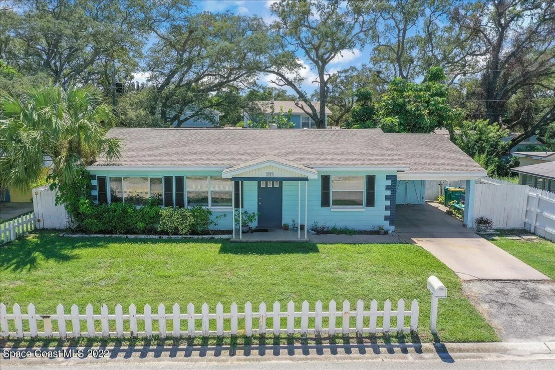 Photo of 1057 Riverdale Drive