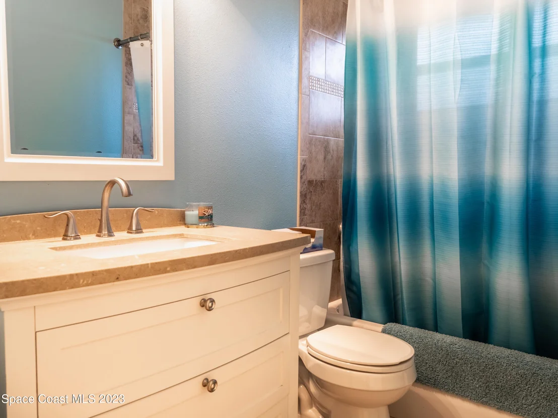 Photo of 401 Port Malabar Boulevard NE