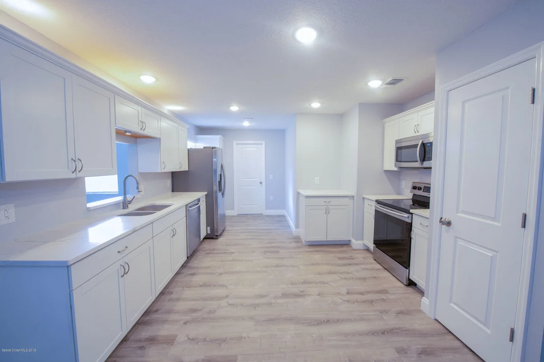 Photo of 1211 Bard Lane NE