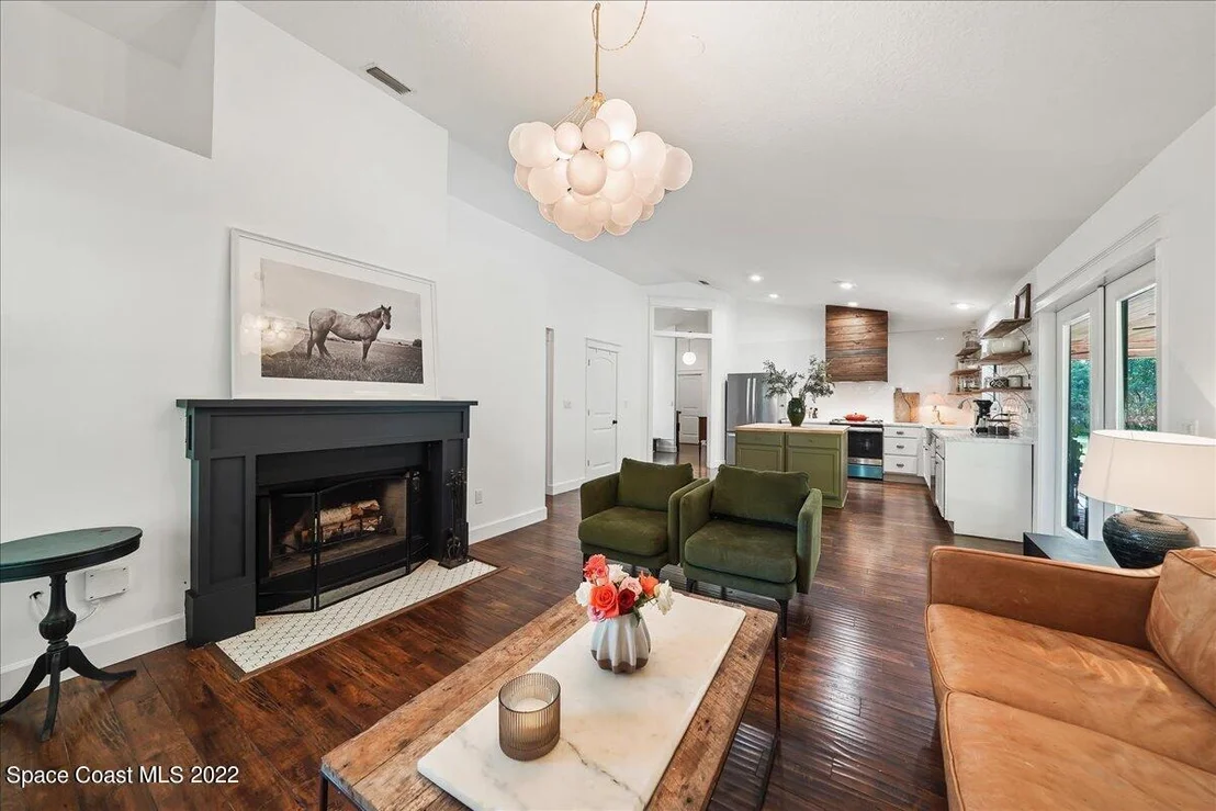 Photo of 3385 Grant Road