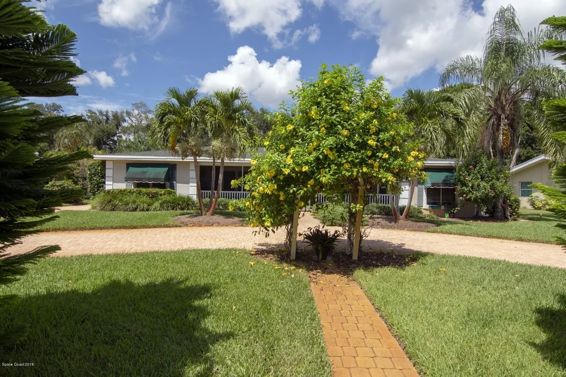 Photo of 3007 Golfview Drive