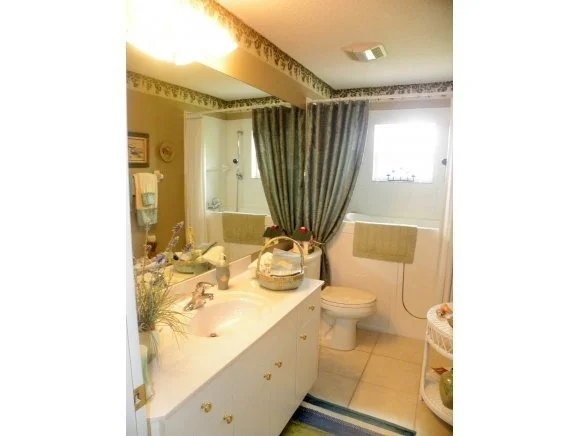 Photo of 831 Indian Oaks