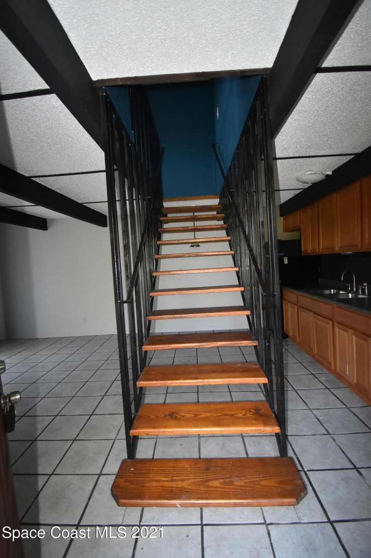 Photo of Unit 17 at 4416 Overlook Drive