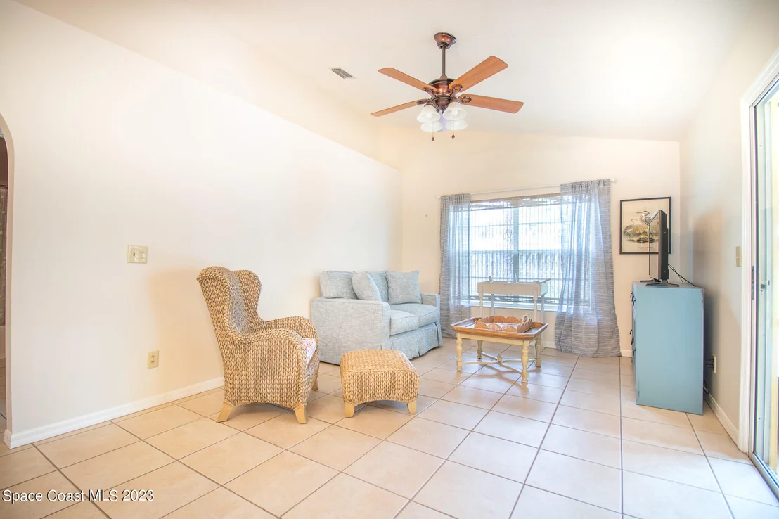 Photo of 4290 Silver Lake Drive
