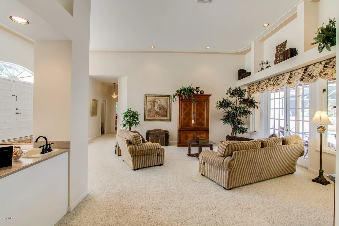 Photo of 140 Utopia Circle