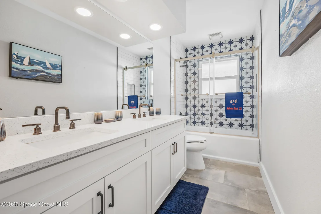Photo of 6765 Angeles Road