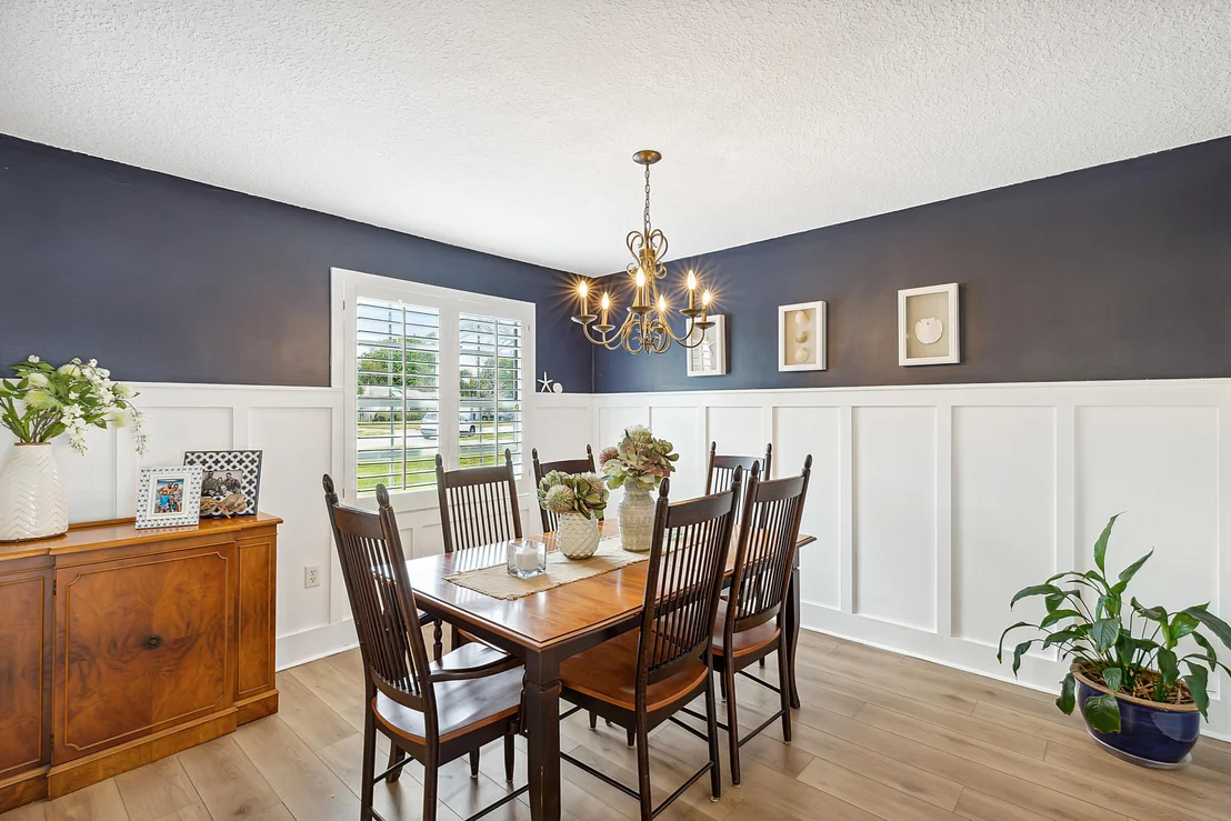 Photo of 873 Yellow Pine Avenue