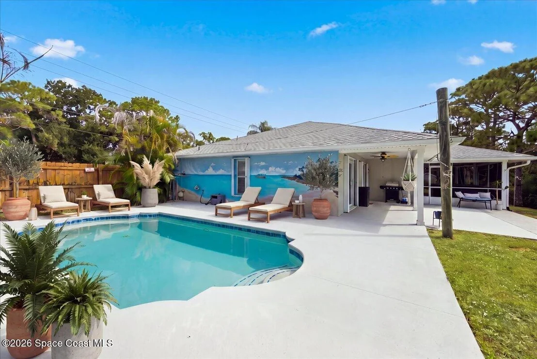 Photo of 402 Concha Drive