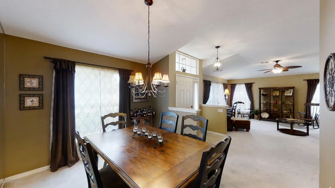Photo of 1670 Rustic Way