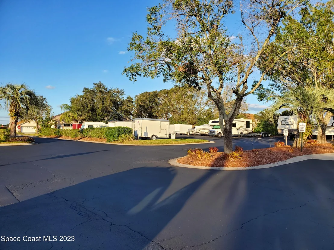 Photo of 1058 S Fork Circle