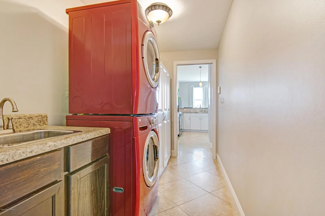 Photo of 2543 Canterbury Circle