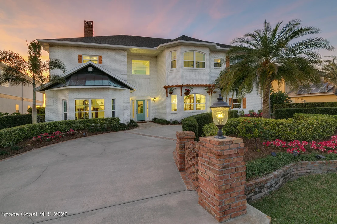 Photo of 466 Lanternback Island Drive