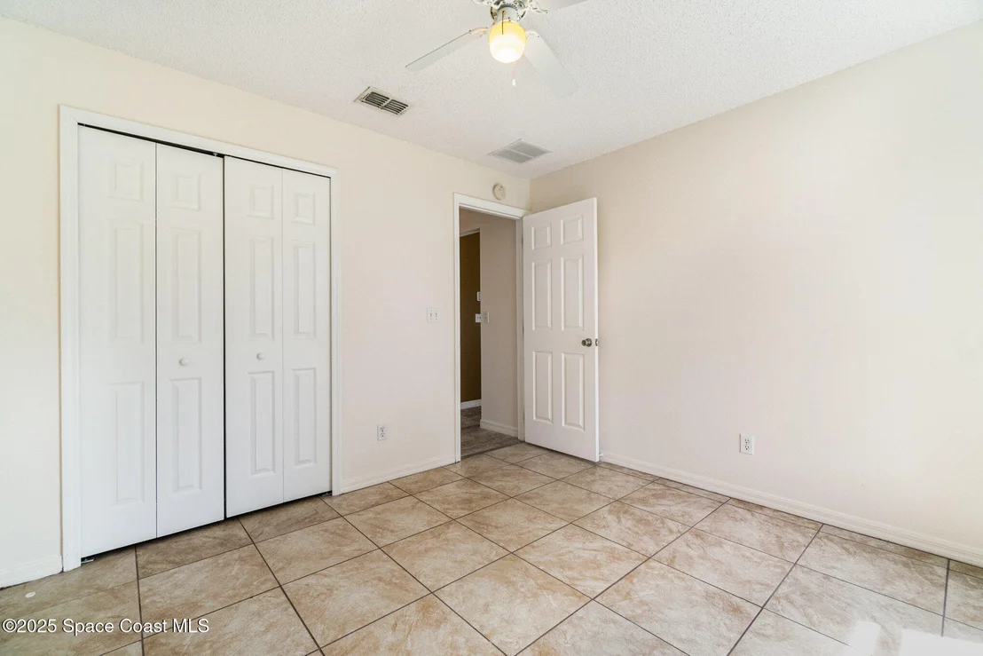 Photo of 11833 Foxglove Drive