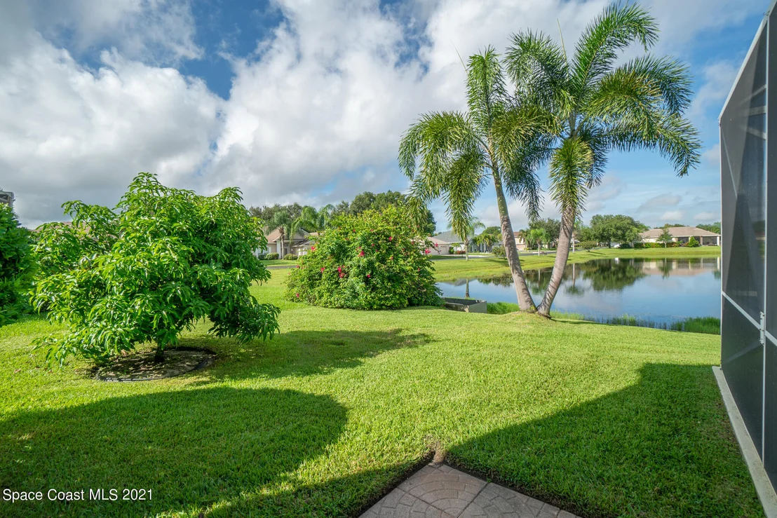 Photo of 5876 Arlington Circle