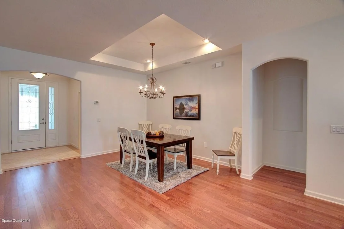 Photo of 6970 Abbeyville Road
