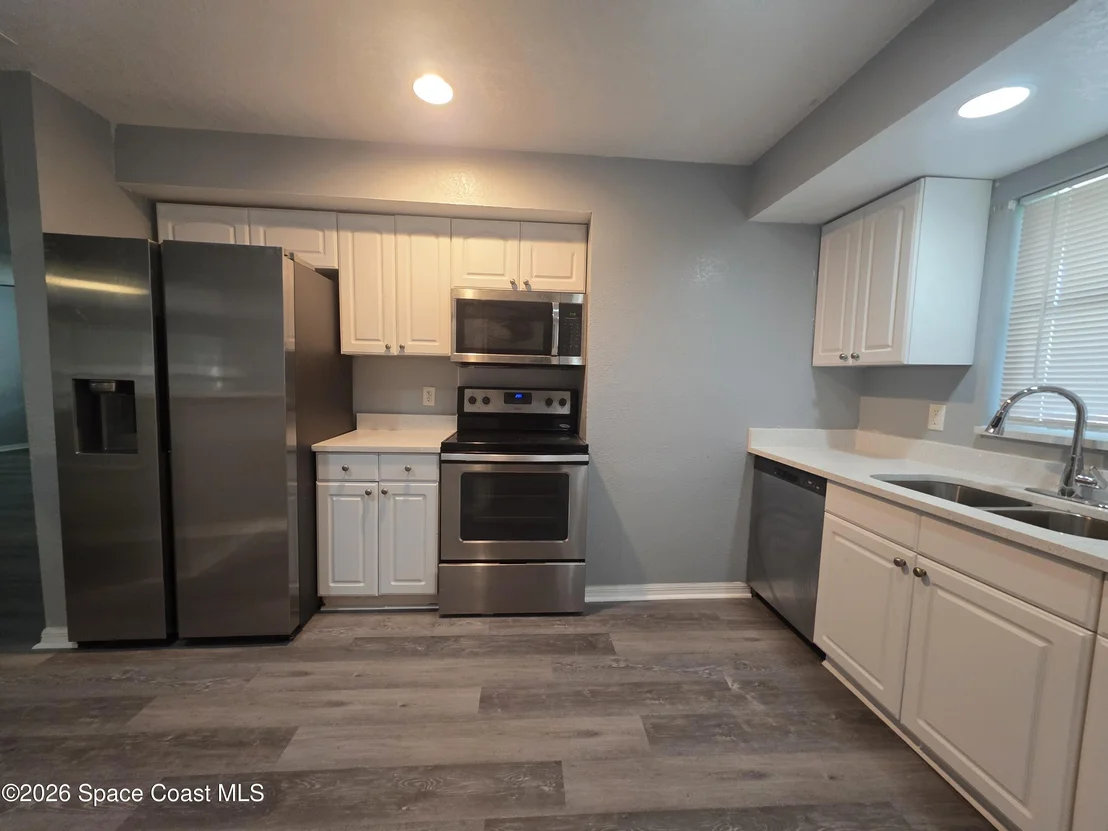 Photo of 1631 Albert Drive